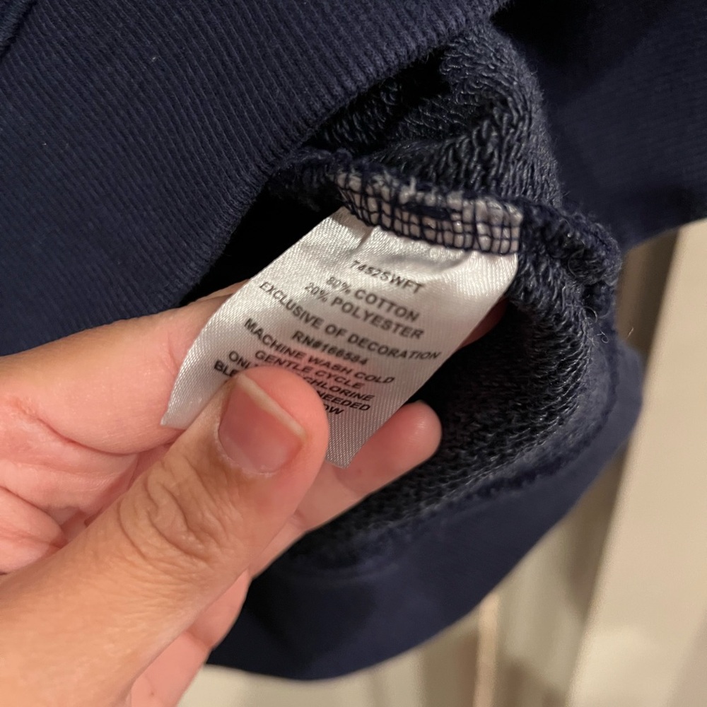 Gap Dark Blue Pullover With White Logo - image 4